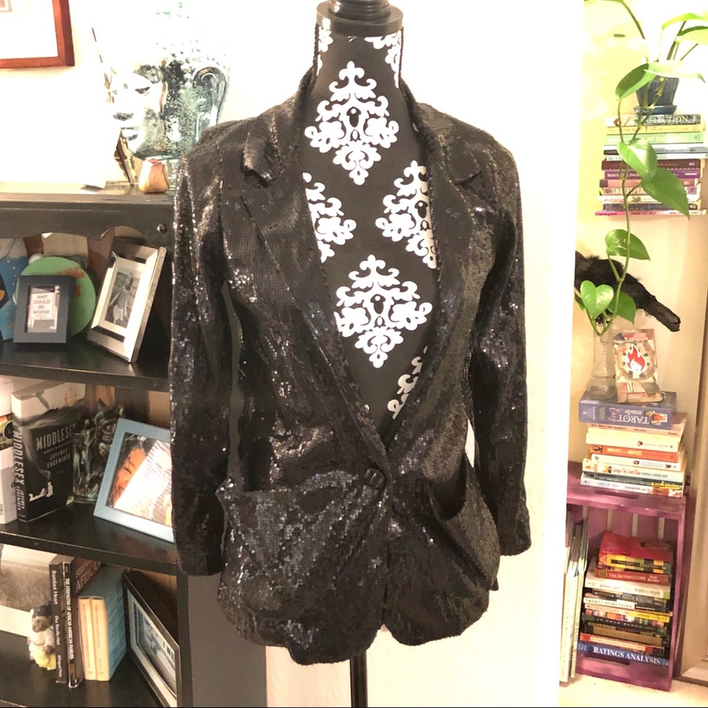 Super cute Sequined Blazer! NEW PICS ADDED
